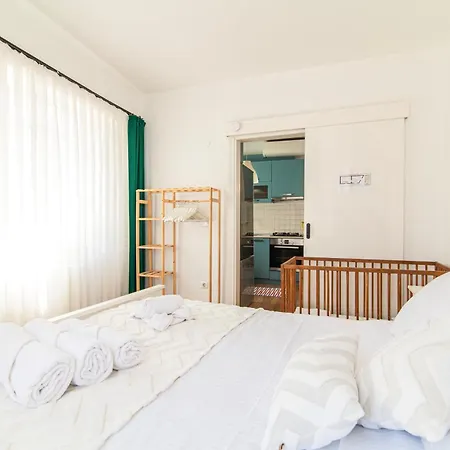 Nyaraló Secluded House , Near Bosphorus , 2 Ac , Fast Wifi Isztambul
