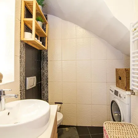 Secluded House , Near Bosphorus , 2 Ac , Fast Wifi 別荘 *