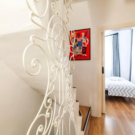Holiday home Secluded House , Near Bosphorus , 2 Ac , Fast Wifi *